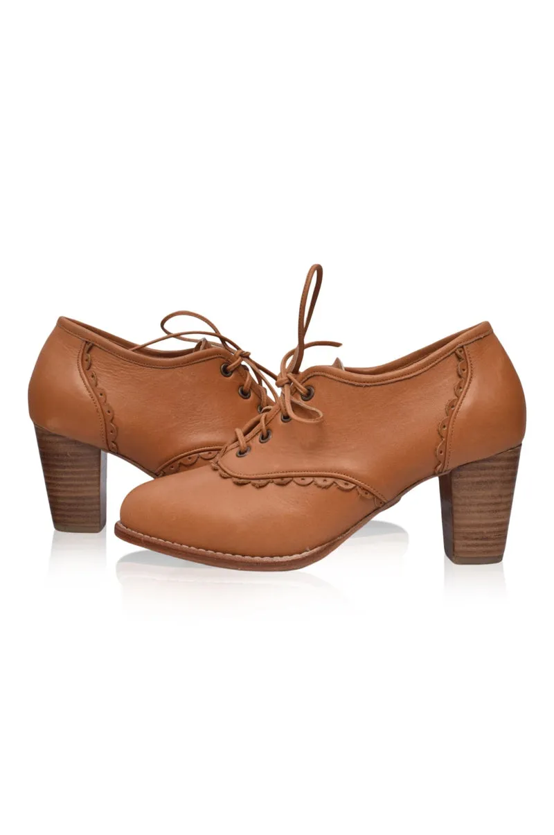 Lace Oxford Heels in Dark Tan