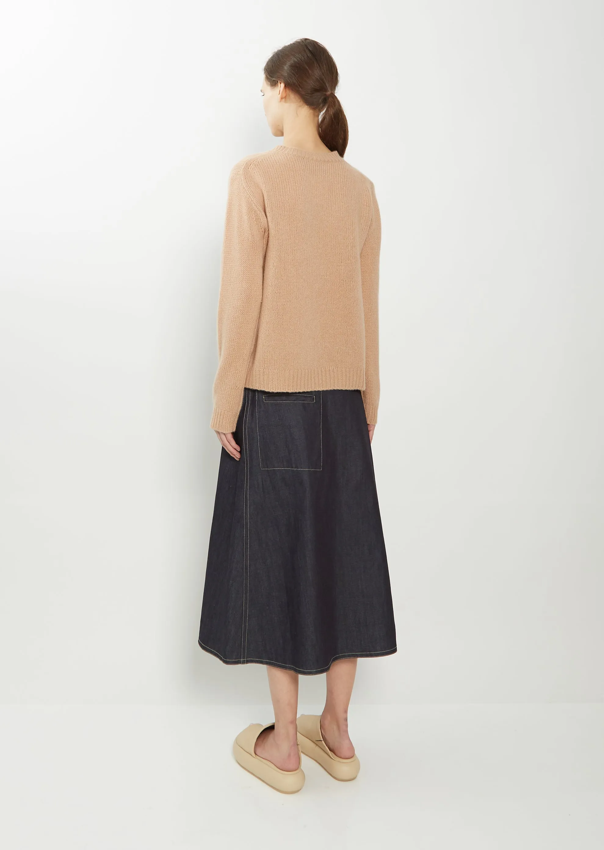 Move C-Neck Cashmere Sweater — Sahara