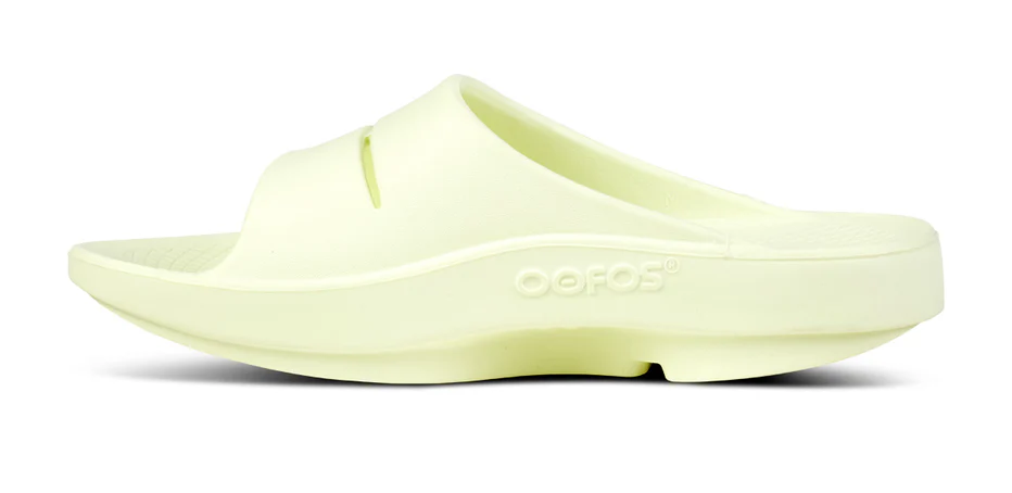 Oofos Women’s OOahh Slide Sandals-Mello