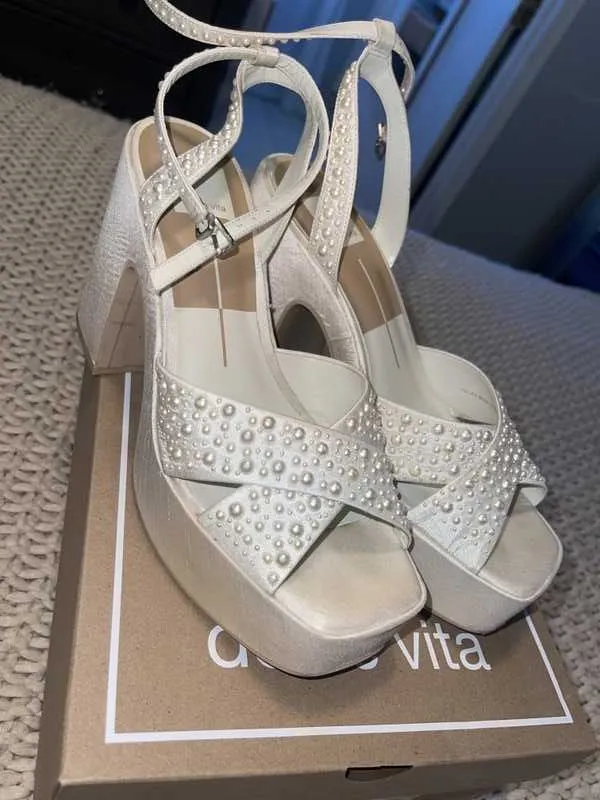 WESSI PEARL HEELS VANILLA PEARLS - re:vita